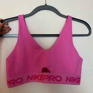 Nike Pro Indy Plunge Sports Bra